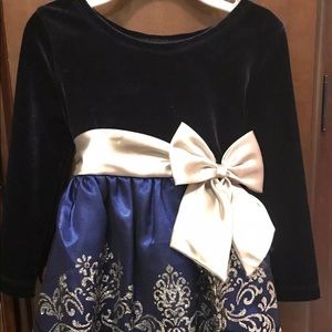 Rare too! Toddler girl special occasion dress 3T